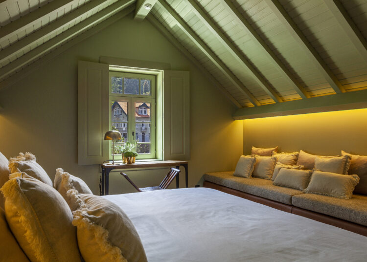 The Grove Houses – Inheritance and privilege